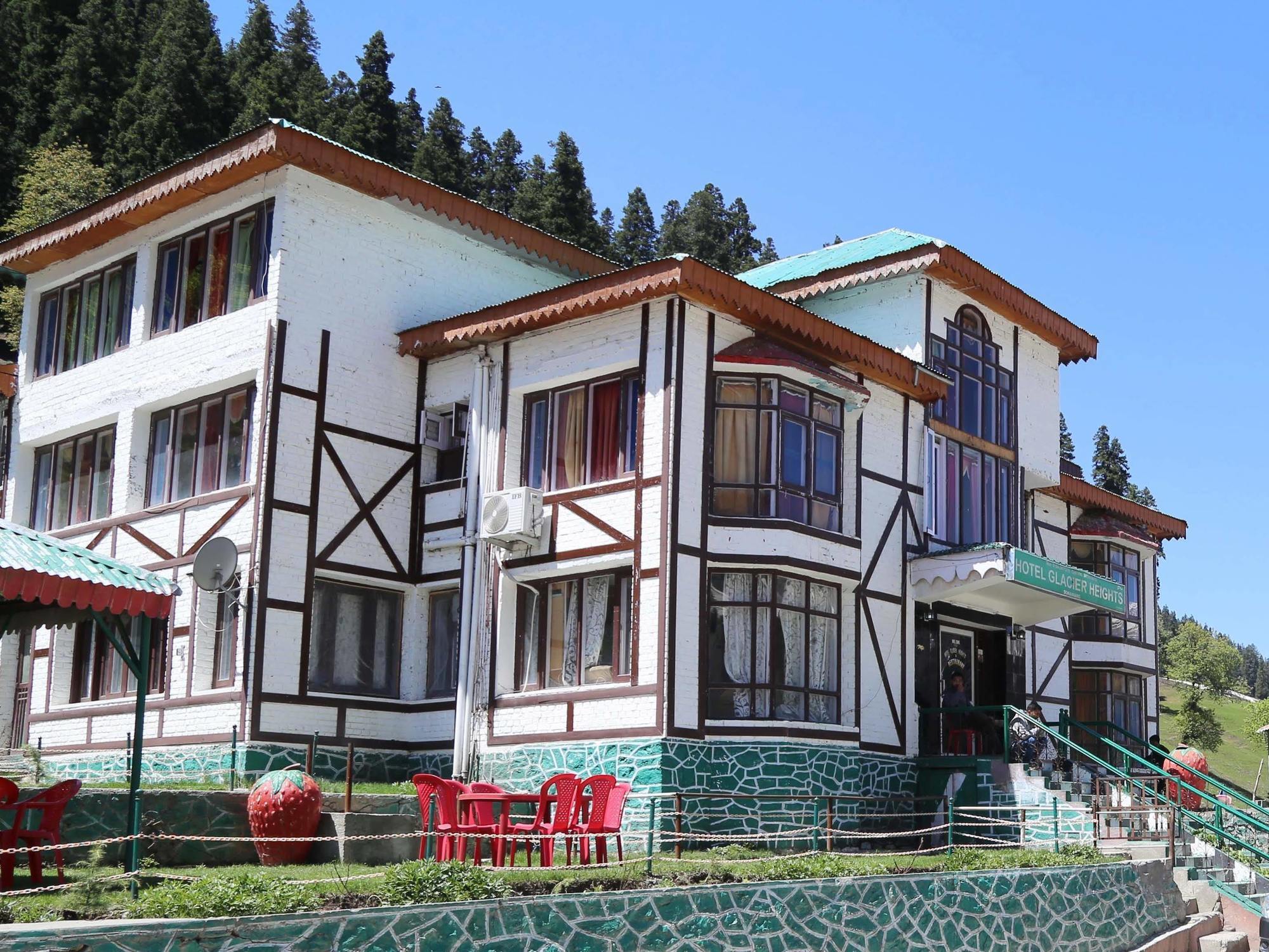 Hotel Glacier Heights Sonāmarg Εξωτερικό φωτογραφία
